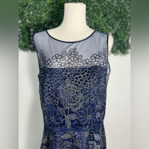 Tahari Arthur Levine Gold Floral Bodice Navy Blue Tulle Dress Size 14 Fit Flare - Picture 4 of 16
